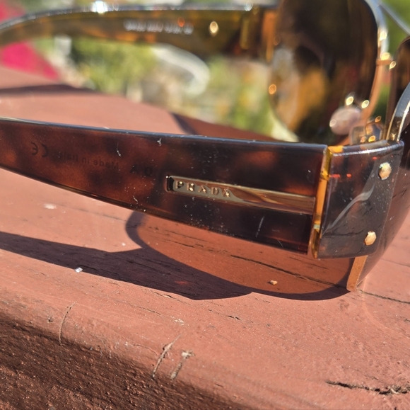 🔥PRADA Wraparound Sunglasses Brown, Gold Tortoise Shell EUC - Picture 6 of 9